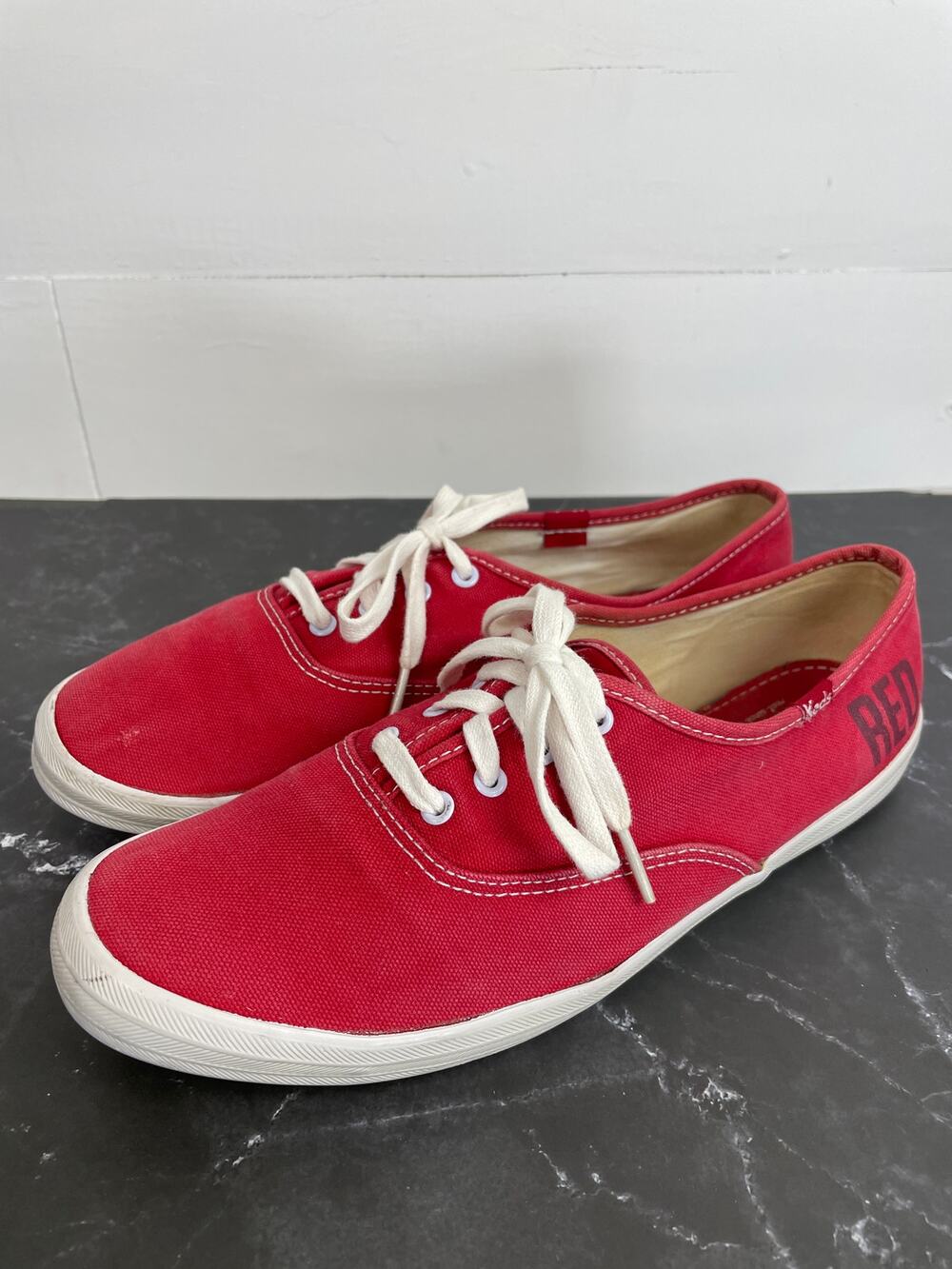 RARE Keds x Taylor Swift "RED" Album Canvas Sneakers Women's Size 9 (WF48442M)